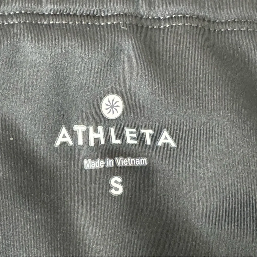Athleta Aurora Precision‎ 7/8 Tight Leggings Black Multi Small